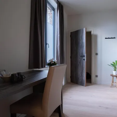 't Ponton Bed & Breakfast Nieuwpoort