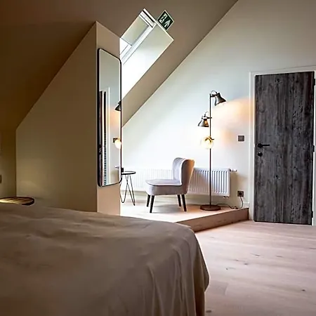 't Ponton Bed & Breakfast 4*