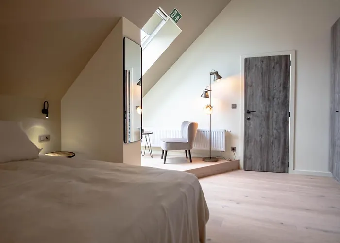 't Ponton فندق مبيت وإفطار 4*