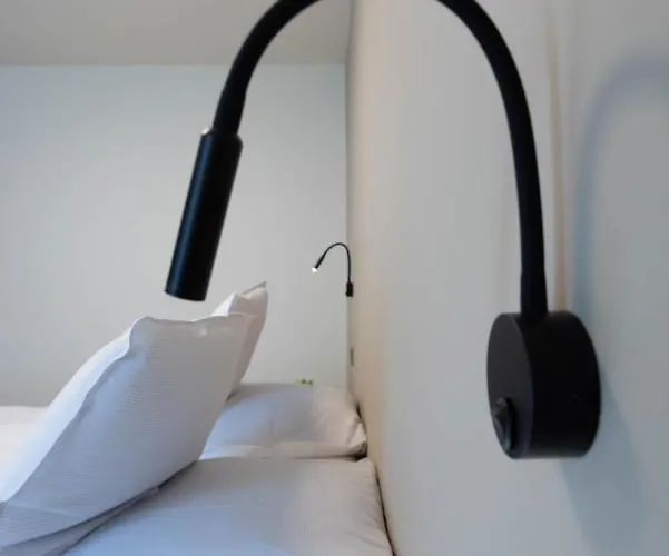 't Ponton فندق مبيت وإفطار